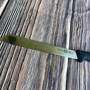 Victorinox 40549 Fibrox® Pro 8" Slant-Tip Bread Knife